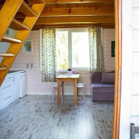 Storey Holiday House, Ξενοδοχείο Bobolin